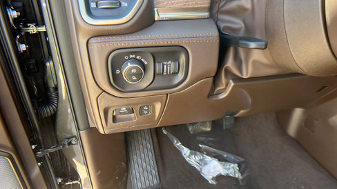 New 2026 RAM 1500 Limited image 23