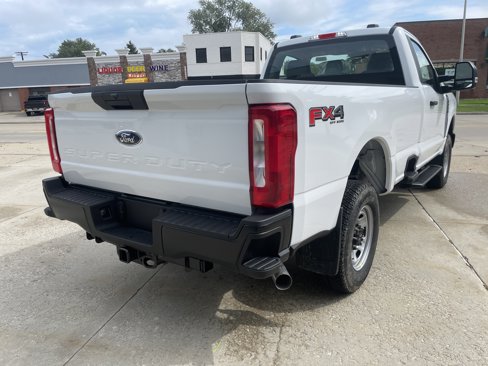 New 2026 Ford F250 4x4 Regular Cab Super Duty image 4