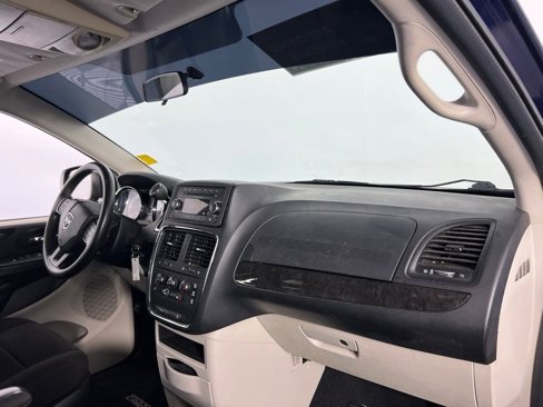 Used 2013 Dodge Grand Caravan SE image 24