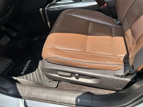 Used 2017 Acura MDX FWD w/ Advance Package image 11
