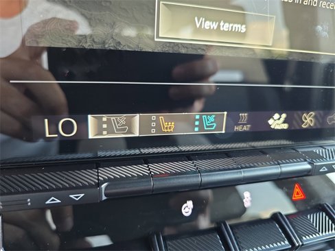 New 2026 GMC Hummer EV SUV w/ LPO, Dark Essentials Package image 23
