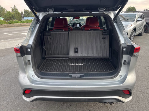 Used 2022 Toyota Highlander XSE image 7