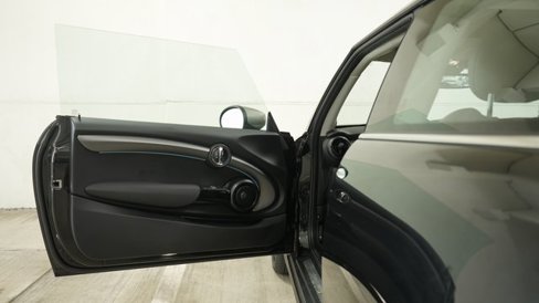 Certified 2024 MINI Cooper SE image 16