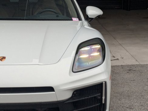New 2025 Porsche Panamera 4 image 11