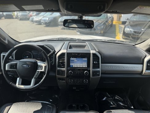 Used 2018 Ford F250 Lariat image 22