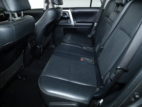 Used 2016 Toyota 4Runner Limited image 14