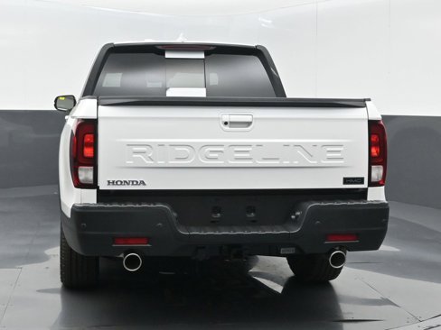 New 2025 Honda Ridgeline Black Edition image 19