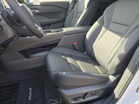 New 2026 Nissan Rogue SV image 15