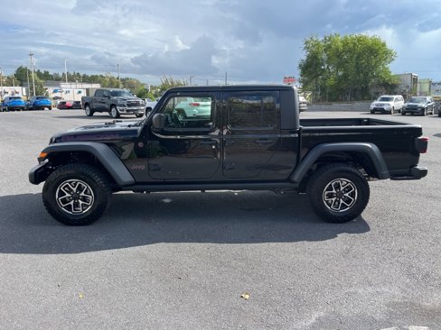New 2025 Jeep Gladiator Rubicon image 11