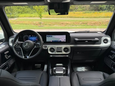 Used 2025 Mercedes-Benz G 550 image 31