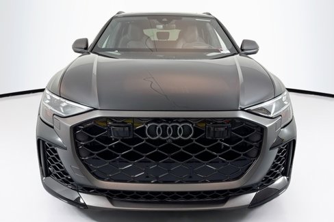 New 2025 Audi RS Q8 performance image 2