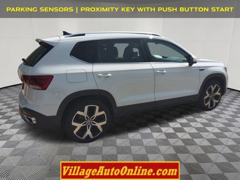 Used 2022 Volkswagen Taos SEL image 4