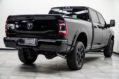 Used 2024 RAM 2500 Limited image 12