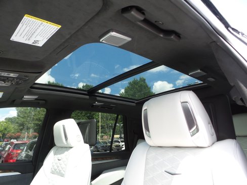 Used 2025 Cadillac Escalade Sport Platinum image 34