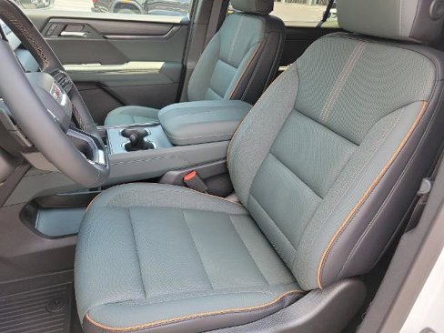 New 2026 GMC Acadia AT4 w/ Super Cruise Package image 11