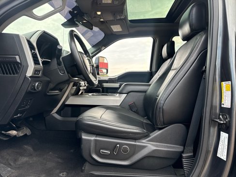 Used 2019 Ford F250 Lariat w/ Lariat Ultimate Package image 13