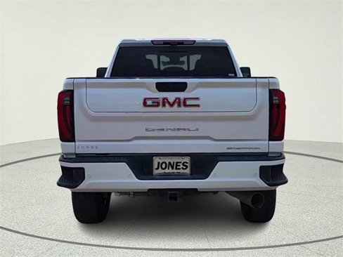 Used 2024 GMC Sierra 3500 Denali w/ Technology Package image 4