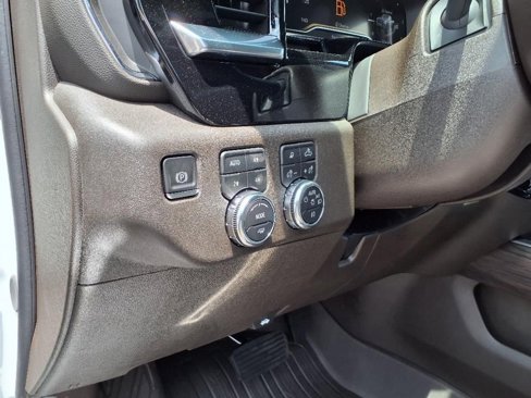 New 2025 GMC Sierra 2500 SLT w/ SLT Premium Package image 14