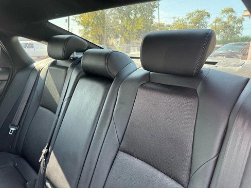 Used 2020 Honda Accord Sport image 9