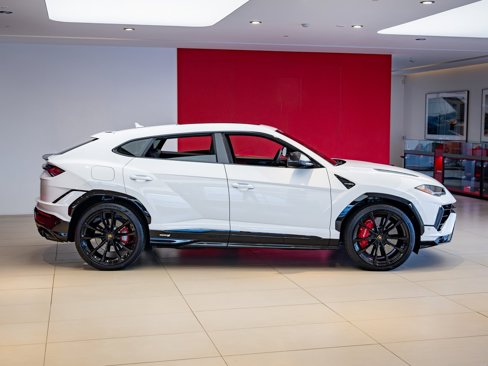 Used 2023 Lamborghini Urus S image 7