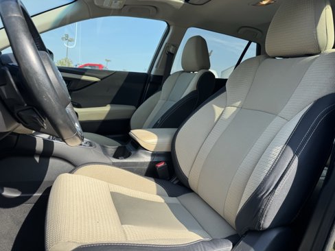 Used 2022 Subaru Outback Premium image 15