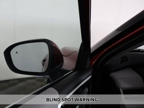 New 2025 Mitsubishi Outlander SE image 8