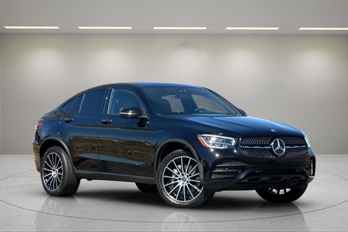 Used 2023 Mercedes-Benz GLC 300 4MATIC Coupe image 2