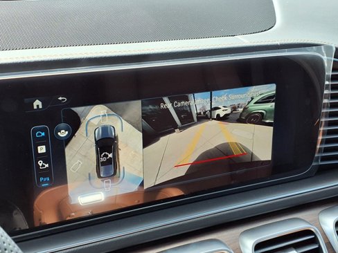 New 2025 Mercedes-Benz GLS 450 4MATIC image 18