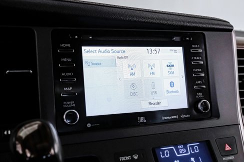 Used 2020 Toyota Sienna Limited Premium image 22