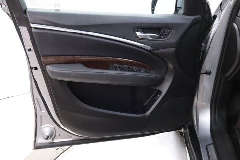 Used 2017 Acura MDX SH-AWD image 23