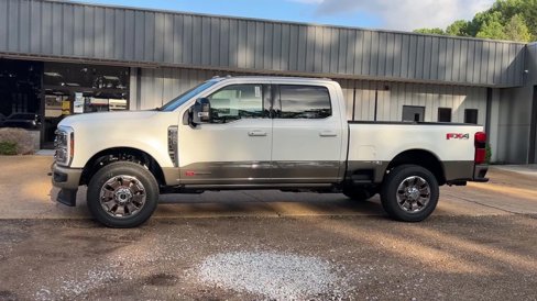 New 2026 Ford F350 4x4 Crew Cab Super Duty image 3