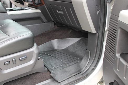 Used 2015 Ford F250 Lariat w/ Lariat Ultimate Package image 26
