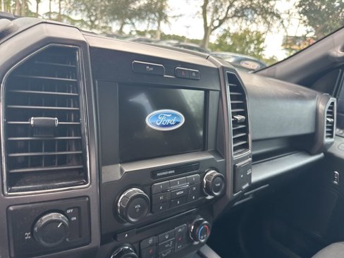 Used 2018 Ford F150 XLT w/ Equipment Group 302A Luxury image 12