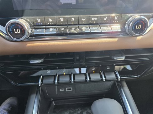 New 2026 GMC Canyon AT4 w/ Technology Plus Package image 16