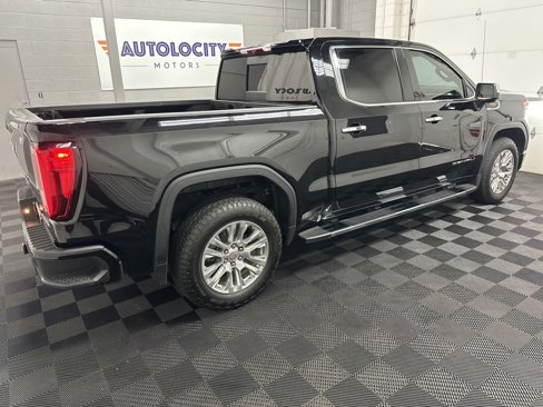 Used 2024 GMC Sierra 1500 Denali w/ Denali Carbonpro Edition image 10