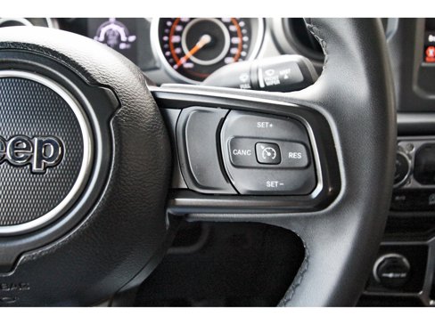 Used 2023 Jeep Gladiator Sport image 16