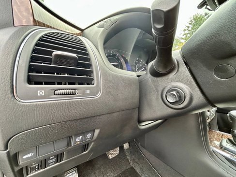 Used 2019 Nissan Armada SL w/ Premium Package image 40