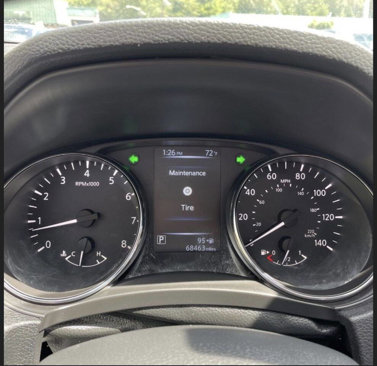 Used 2017 Nissan Rogue Sport SL w/ SL Premium Package image 17