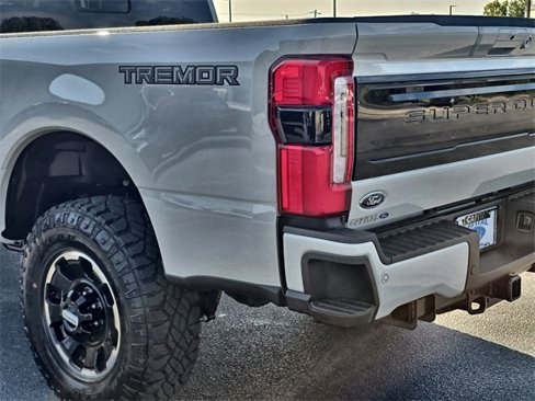 New 2026 Ford F250 Platinum image 13