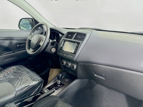 New 2024 Mitsubishi Outlander Sport ES image 30