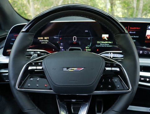 New 2026 Cadillac Lyriq V image 13