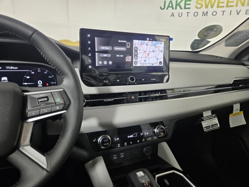 New 2025 Mitsubishi Outlander SE image 23