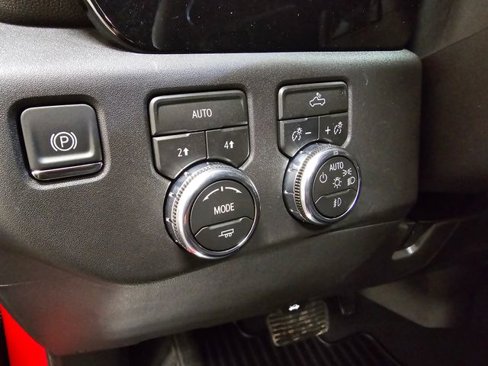 New 2026 GMC Sierra 1500 Elevation image 13