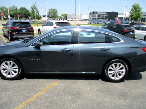 Used 2019 Chevrolet Malibu LT w/ Driver Confidence Package II image 4