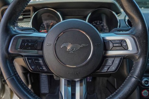 Used 2017 Ford Mustang Coupe image 21