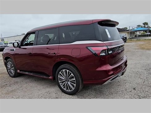 New 2025 INFINITI QX80 Sensory image 17