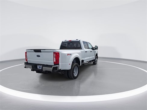 New 2026 Ford F350 XLT image 8