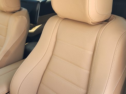 New 2026 Mercedes-Benz GLS 450 4MATIC image 16
