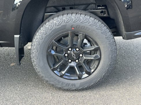 New 2025 Chevrolet Colorado Z71 w/ Midnight Edition image 25