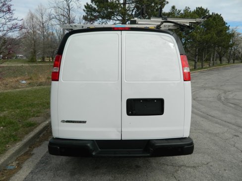 Used 2019 Chevrolet Express 2500 w/ Communications Package image 8